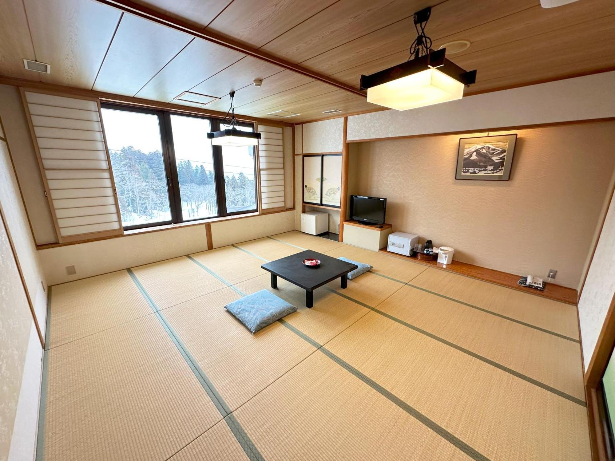 Hotel Taiko Myoko Exterior photo